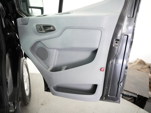 Used 2015 Ford Transit 250 148 Medium Roof RWD image 46