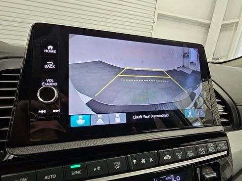 New 2026 Honda Odyssey EX-L image 18