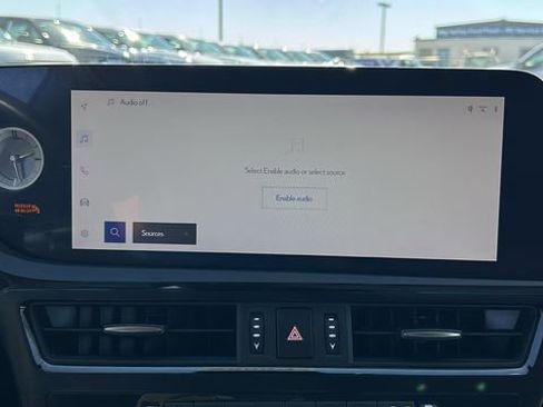 Used 2023 Lexus ES 350 Luxury image 20