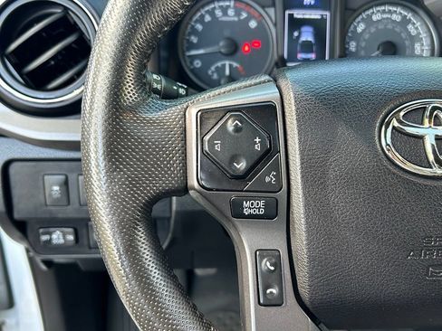 Used 2021 Toyota Tacoma TRD Pro AWD/4WD image 23