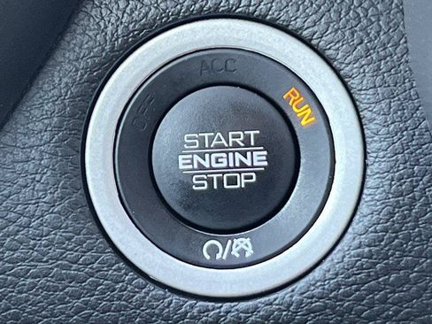 Used 2021 RAM 1500 Big Horn AWD/4WD image 38