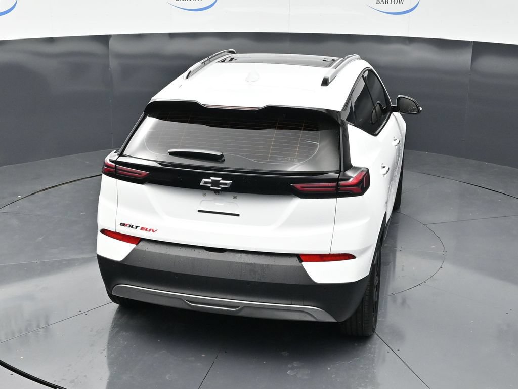 Used 2023 Chevrolet Bolt EUV Premier w/ Sun & Sound Package FWD image 25