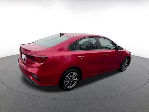 Used 2024 Kia Forte LXS image 15