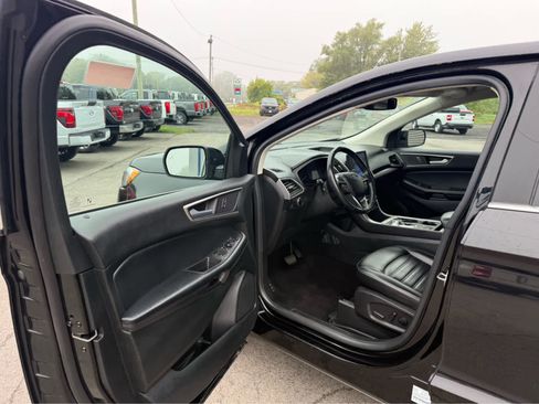 Used 2023 Ford Edge SEL image 6