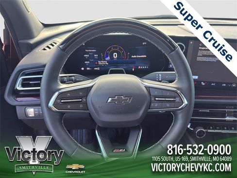 Used 2024 Chevrolet Traverse Z71 w/ Enhanced Driving Package image 10