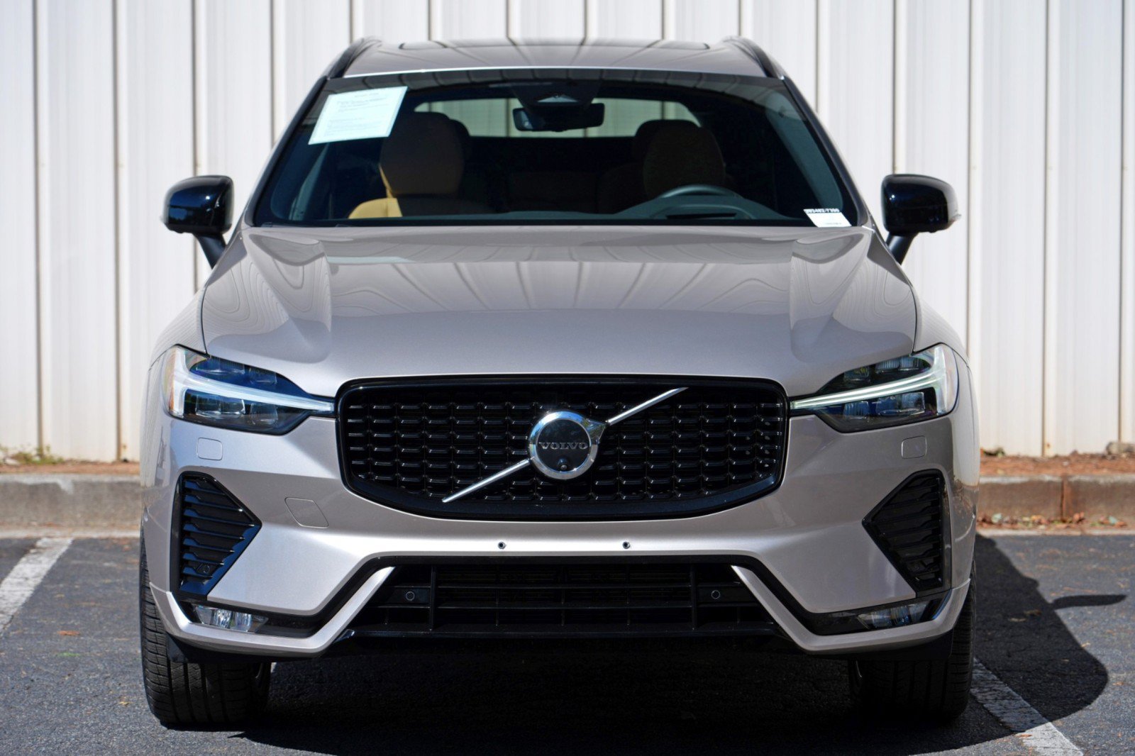Used 2025 Volvo XC60 B5 Ultra w/ Protection Package Premier AWD/4WD image 47