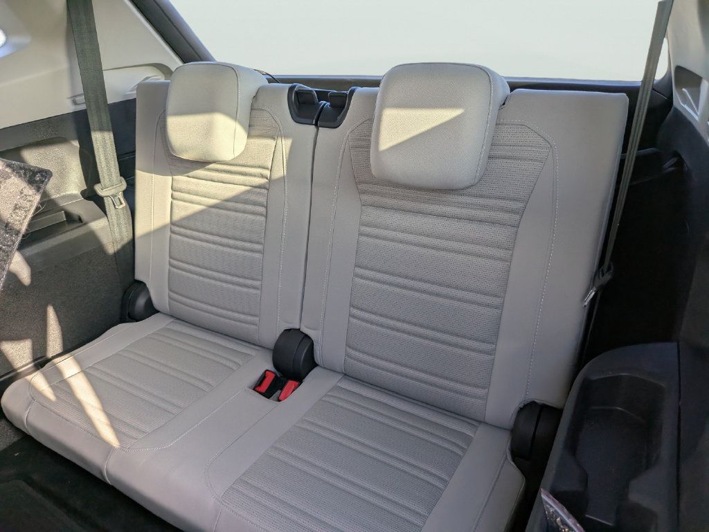 Certified 2023 Volkswagen Tiguan S FWD image 16