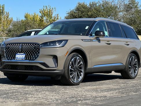 New 2025 Lincoln Aviator Reserve w/ Equipment Group 201A AWD/4WD image 7
