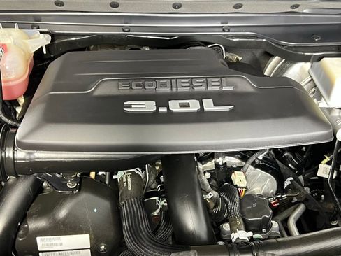 Used 2022 RAM 1500 Laramie image 32