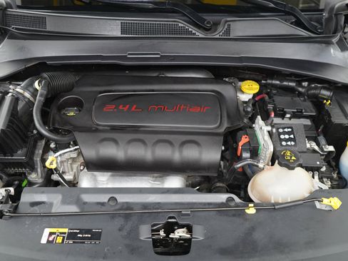 Used 2018 Jeep Compass Trailhawk w/ Leather Interior Group AWD/4WD image 31