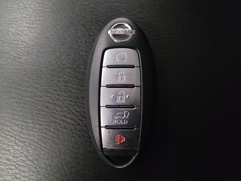 Used 2020 Nissan Armada Platinum AWD/4WD image 32