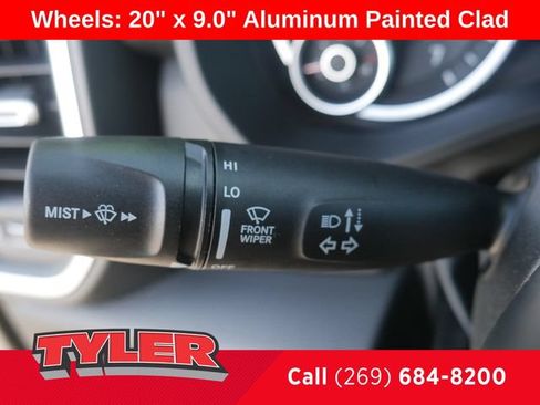 New 2026 RAM 1500 4x4 Crew Cab image 25