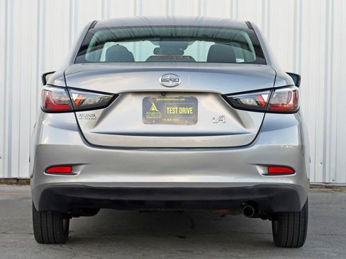 Used 2016 Scion iA image 10