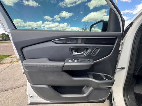 Used 2023 Honda Pilot Elite image 22