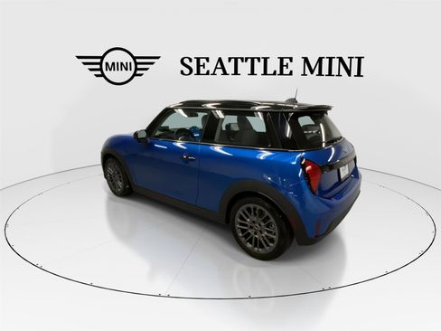 Certified 2025 MINI Cooper S image 8
