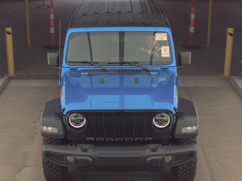 Used 2022 Jeep Wrangler Unlimited Sport AWD/4WD image 2