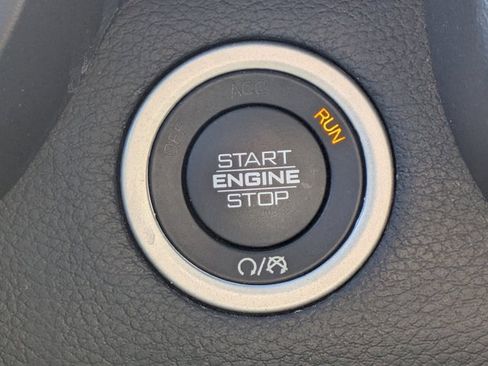 Used 2019 RAM 1500 Big Horn image 24