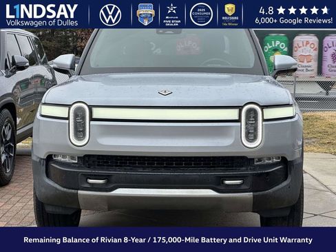 Used 2022 Rivian R1T Launch Edition image 2