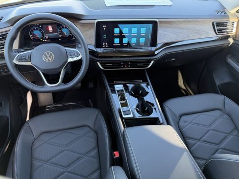 New 2026 Volkswagen Atlas SE image 12