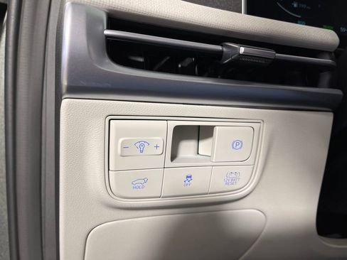 Certified 2025 Hyundai Tucson SEL image 31