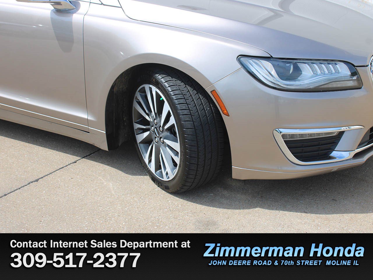 Used 2018 Lincoln MKZ Reserve FWD image 18