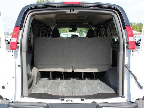 Used 2024 Chevrolet Express 3500 LT w/ LT Preferred Equipment Group image 12