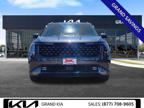 New 2026 Kia Carnival SX FWD image 3