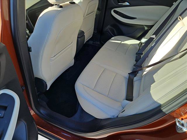 Used 2020 Buick Encore GX Essence w/ Advanced Technology Package FWD image 17