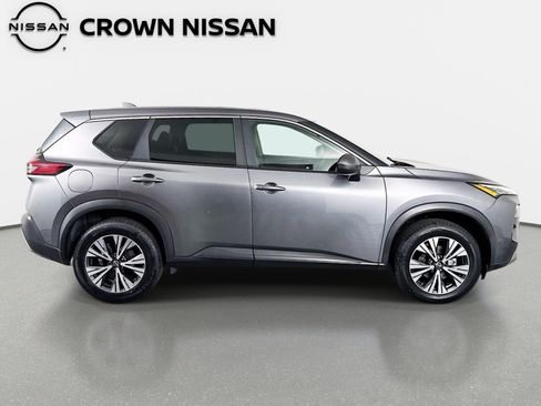 Certified 2023 Nissan Rogue SV FWD image 4