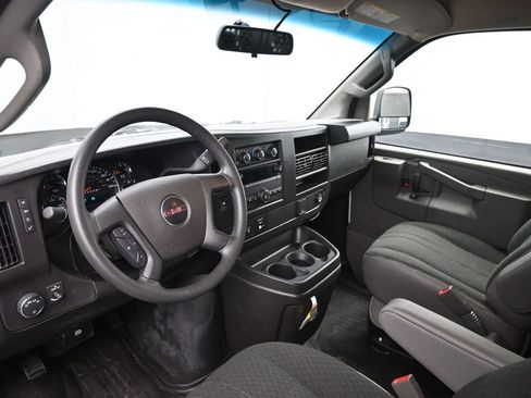 Used 2024 GMC Savana 2500 w/ Driver Convenience Package image 19