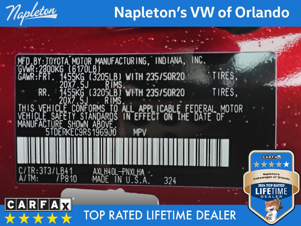 Used 2024 Toyota Sienna Platinum FWD image 37