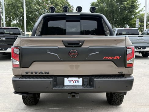 Used 2023 Nissan Titan PRO-4X w/ Pro-4x Utility Package AWD/4WD image 6