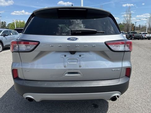 Used 2022 Ford Escape SE w/ Convenience Package image 4