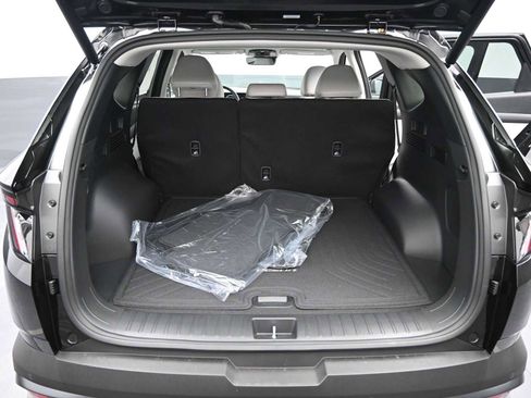 New 2026 Hyundai Tucson Limited image 13