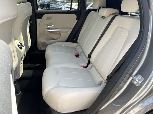 Used 2026 Mercedes-Benz GLA 250 4MATIC image 23