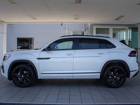New 2025 Volkswagen Atlas Cross Sport SEL R-Line image 13