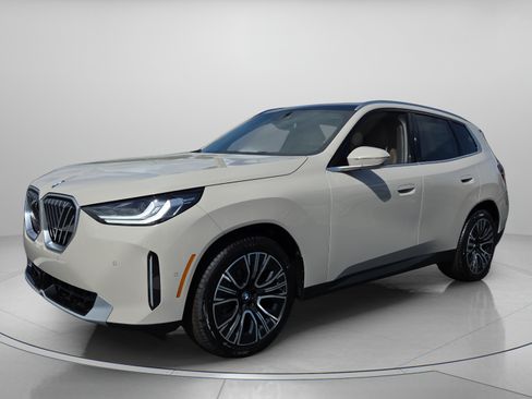 New 2026 BMW X3 xDrive30i w/ Premium Package AWD/4WD image 2