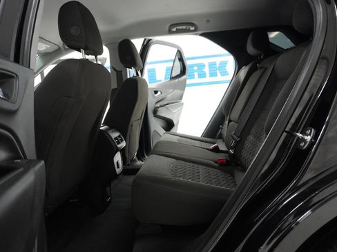 Used 2024 Chevrolet Equinox LT image 38