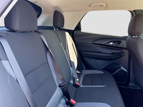 Used 2024 Chevrolet TrailBlazer LT w/ Driver Confidence Package image 24