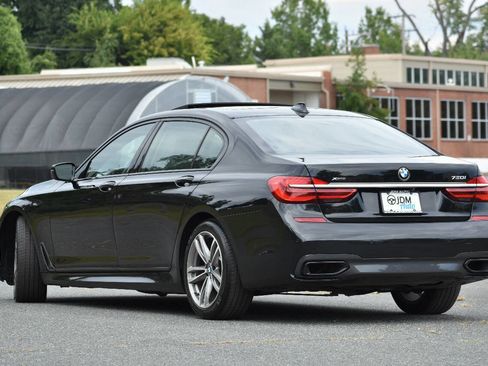 Used 2018 BMW 750i xDrive image 7