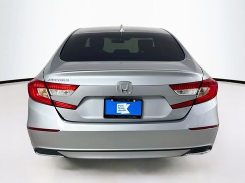 Used 2018 Honda Accord LX image 6