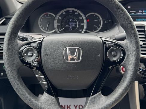 Used 2017 Honda Accord EX image 16