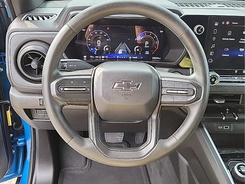 Used 2024 Chevrolet Colorado Trail Boss w/ Technology Package AWD/4WD image 16