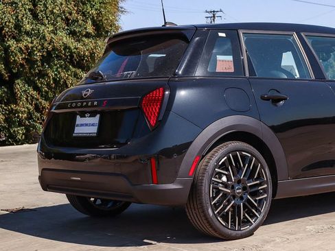 New 2026 MINI Cooper S FWD image 11