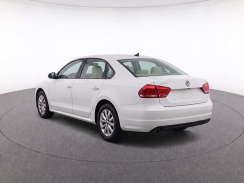 Used 2015 Volkswagen Passat 1.8T Wolfsburg Edition FWD image 3