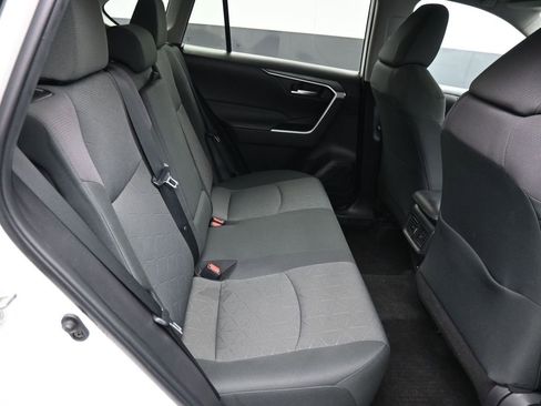 Certified 2022 Toyota RAV4 XLE image 23