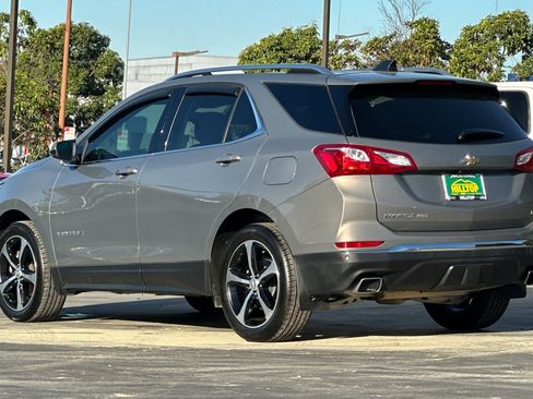 Used 2019 Chevrolet Equinox LT w/ Sun & Navigation Package image 7