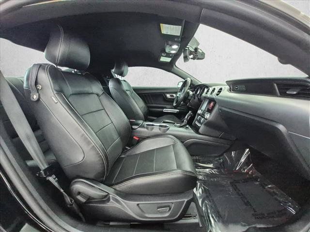 Used 2020 Ford Mustang GT Premium w/ Black Accent Package RWD image 23