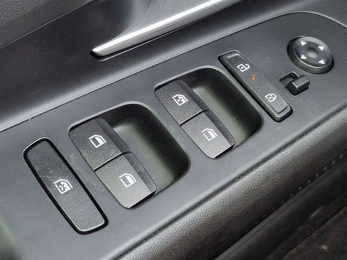Certified 2024 Hyundai Elantra Limited FWD image 24