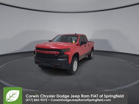 Used 2020 Chevrolet Silverado 1500 Custom Trail Boss w/ Custom Convenience Package AWD/4WD image 6